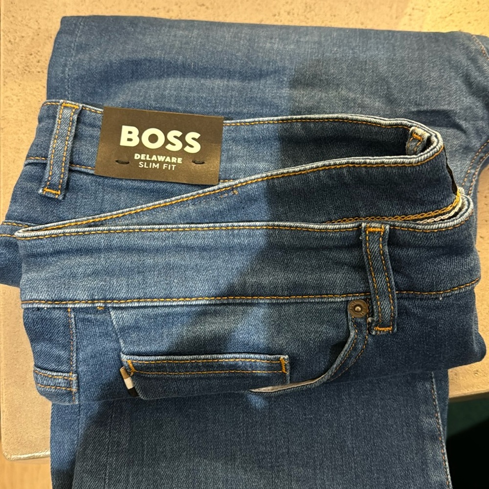 BOSS JEANS